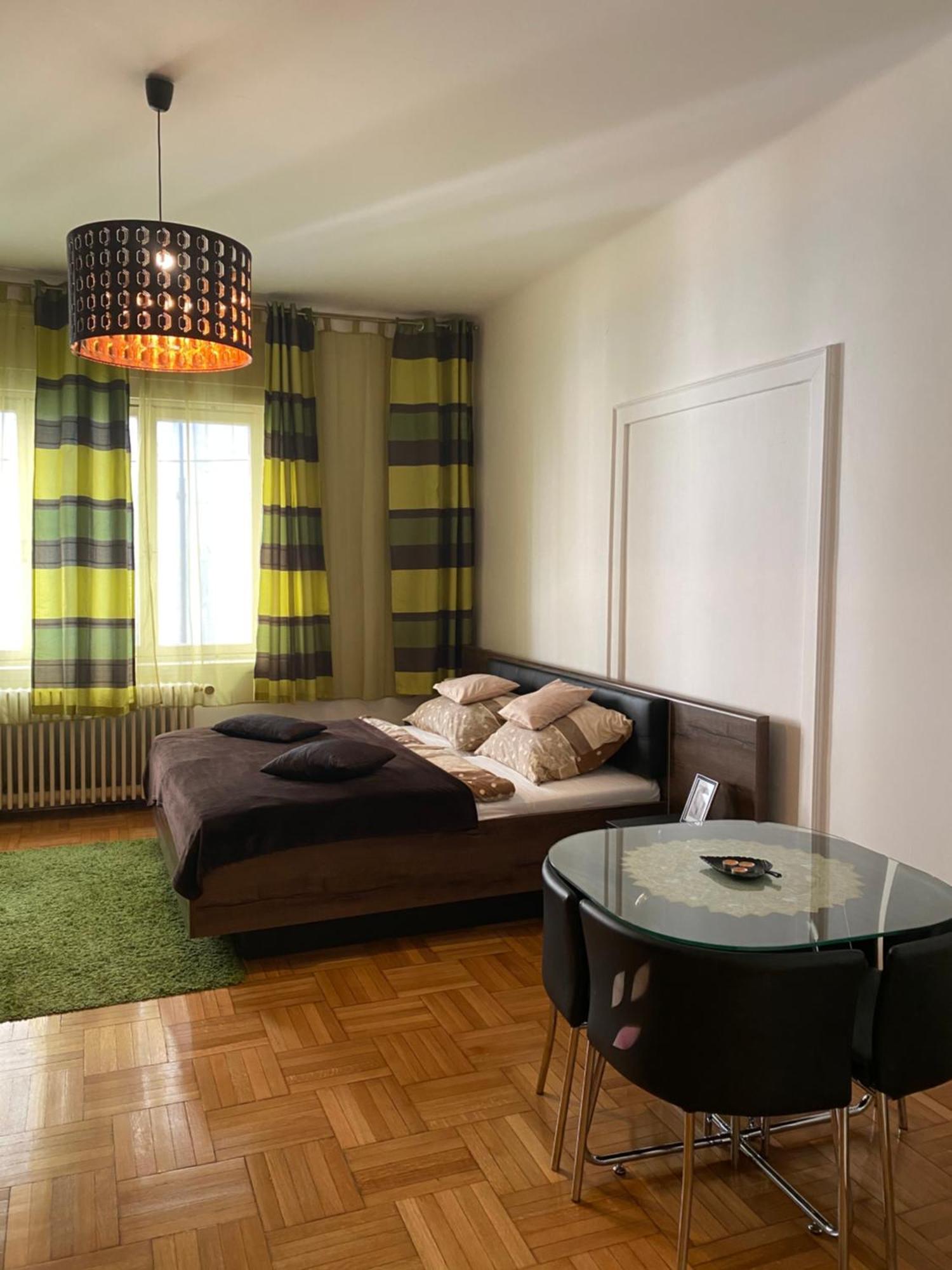 Holiday Apartments & Rooms Next Danube Promenade Boedapest Buitenkant foto