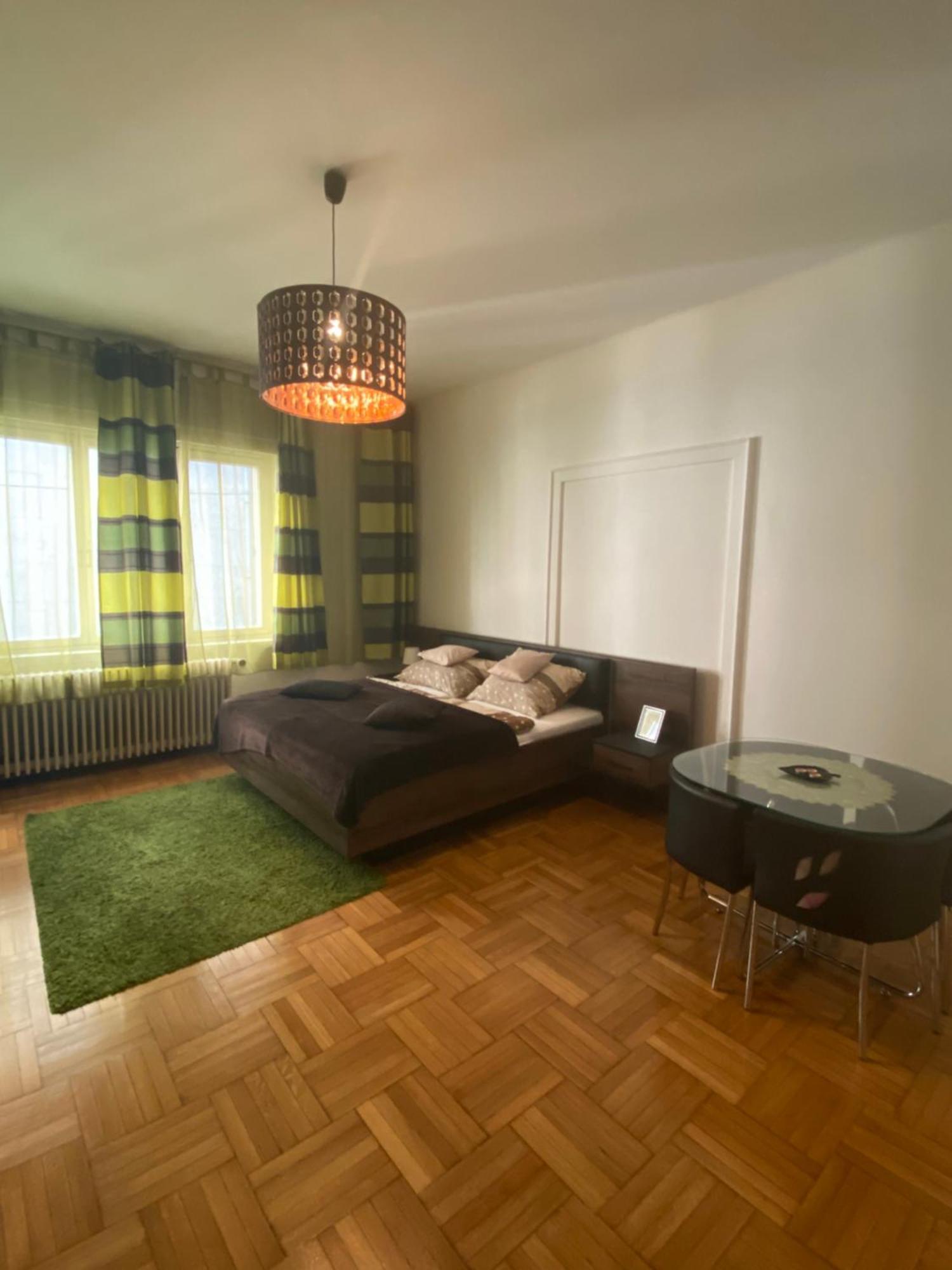 Holiday Apartments & Rooms Next Danube Promenade Boedapest Buitenkant foto